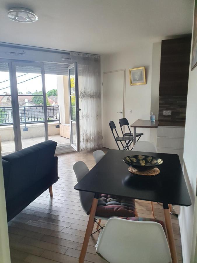 Apartament Le Baron Le Blanc-Mesnil Zewnętrze zdjęcie